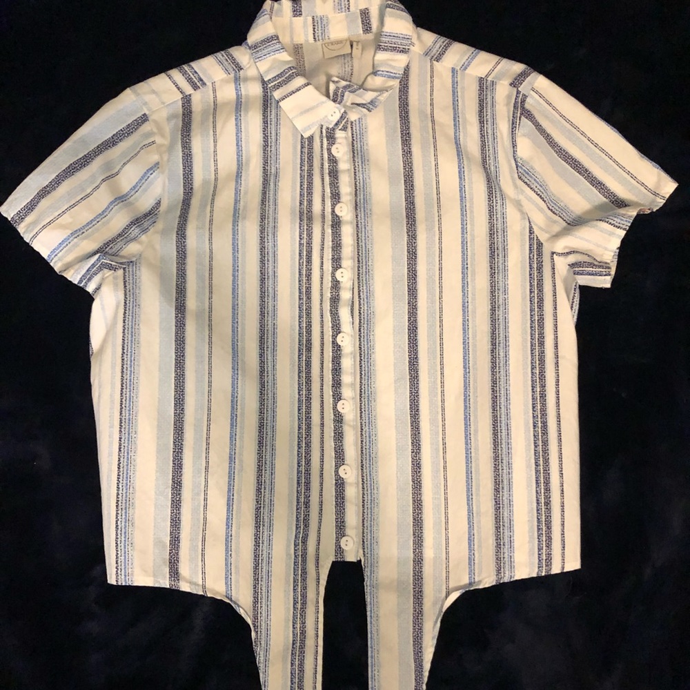 Paper Crane Button Up - Picture 3 of 4